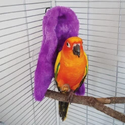 Cosy Corner - Fleece Bird Blanket - Medium